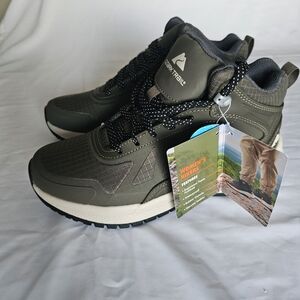 Men's Hiking Shoes - Black and Gray